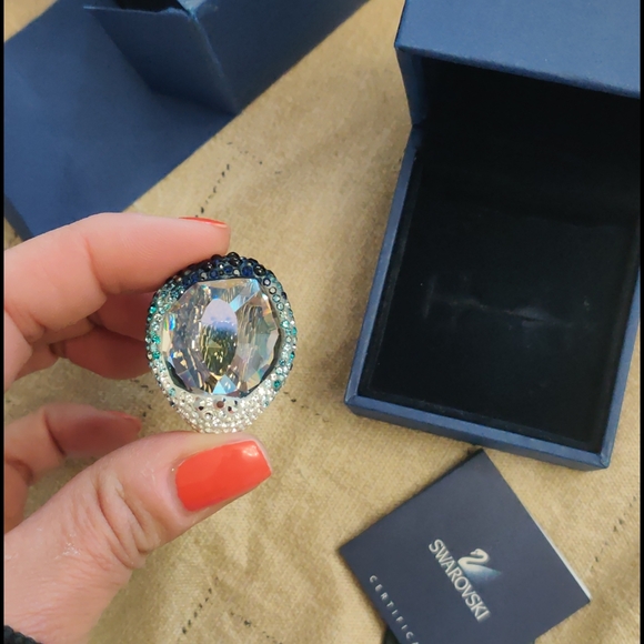 SWAROVSKI hyacinth blue ring - Picture 6 of 16
